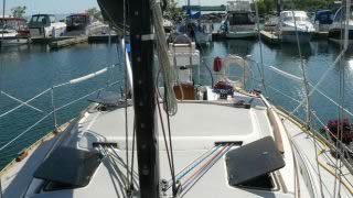 Hunter 30 Deck 034